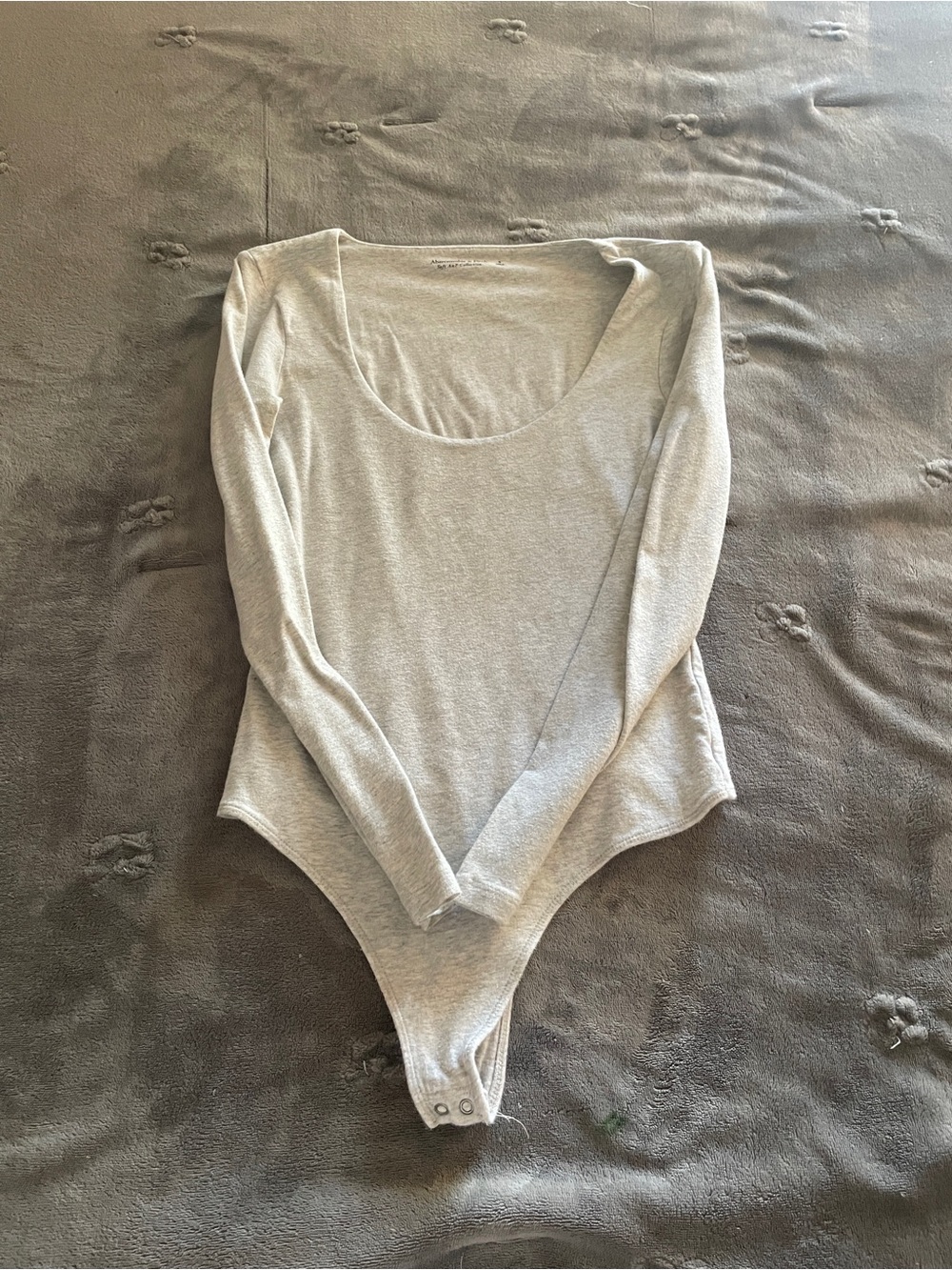 Abercrombie & Fitch Light Gray Long Sleeve Scoop Neck Bodysuit